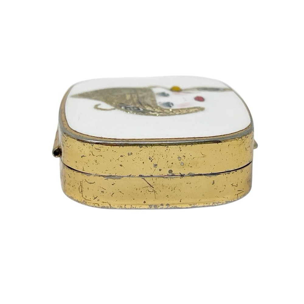 Vintage Embellished Woman Travel Pillbox 3 Compartments Gold Tone Easy Open - Picture 2 of 7